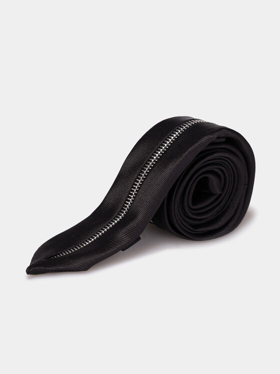 Вратовръзка в черен цвят - 1