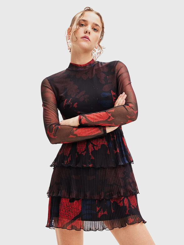 Short dress with floral motifs - 1