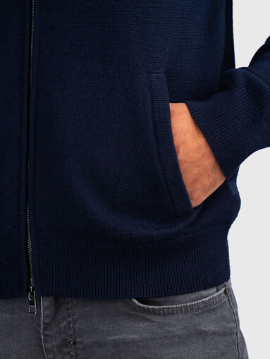 Merino wool cardigan with zip - 4