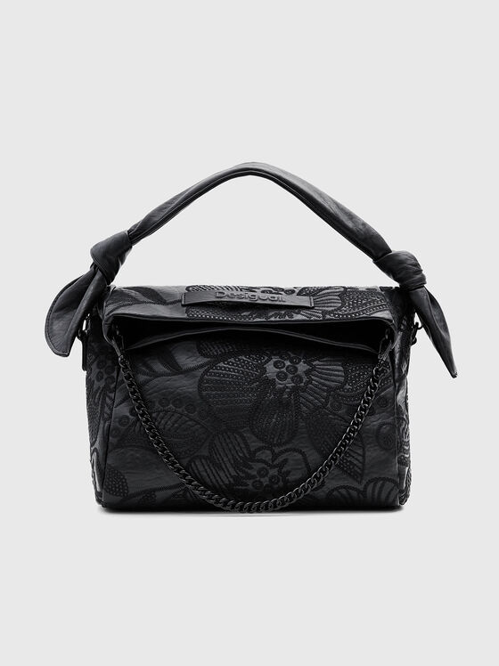 Черна чанта с релефна текстура - 1