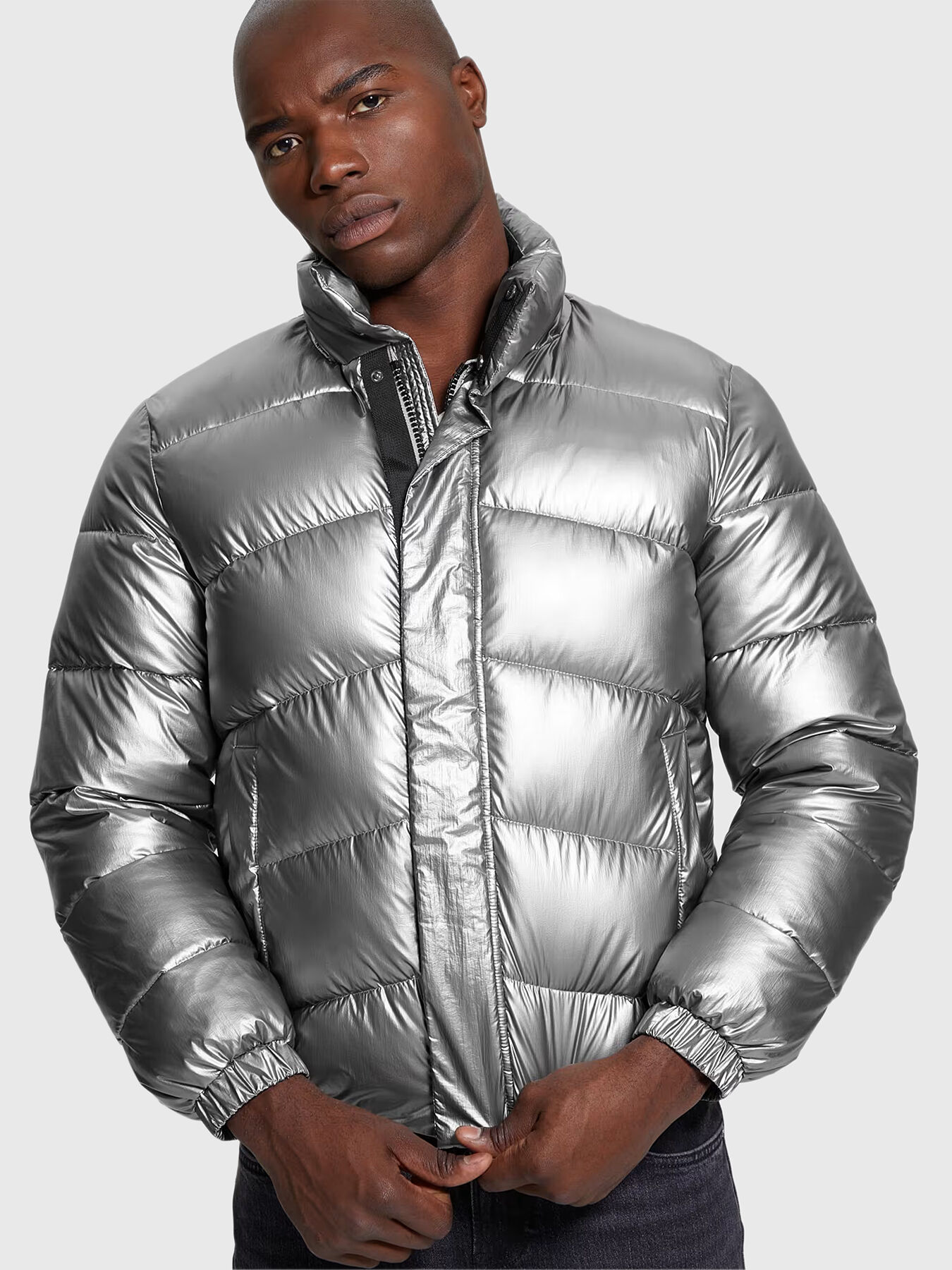Puffer jacket with logo detail brand GUESS Globalbrandsstore en