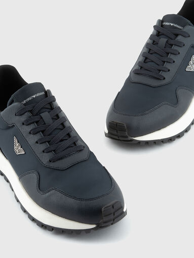 Beige sneakers with logo detail - 4