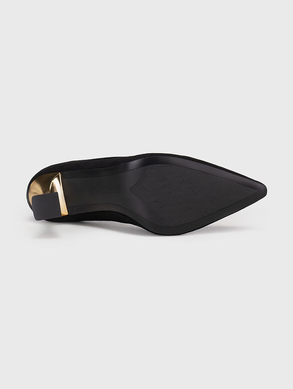 DEBUT leather shoes with gold logo accent - 5