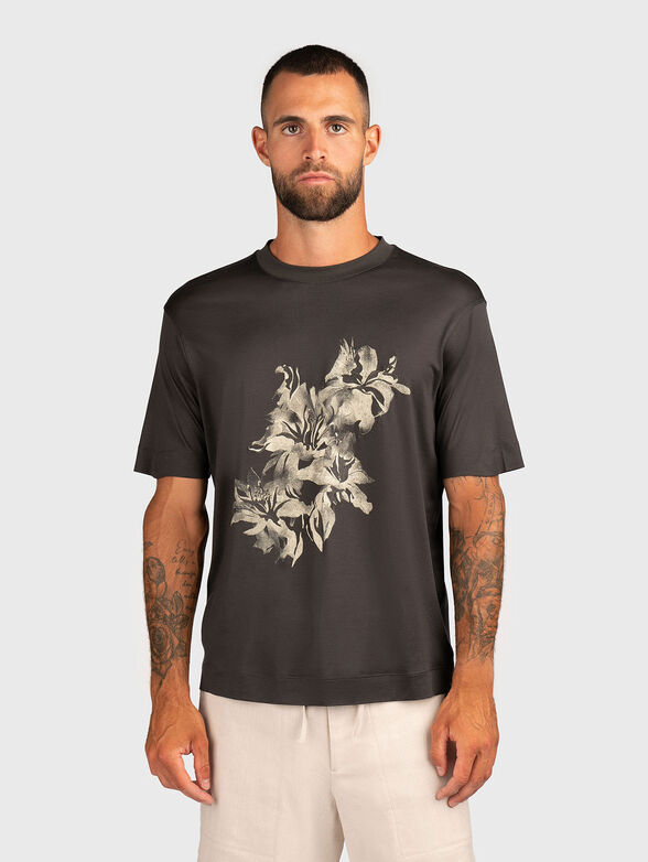 T-shirt with oval neckline - 1