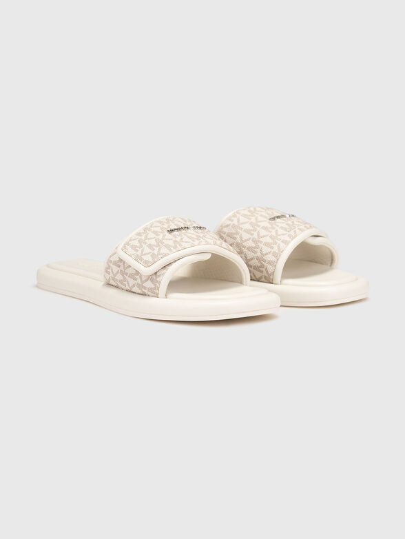 Slippers with logo - 2