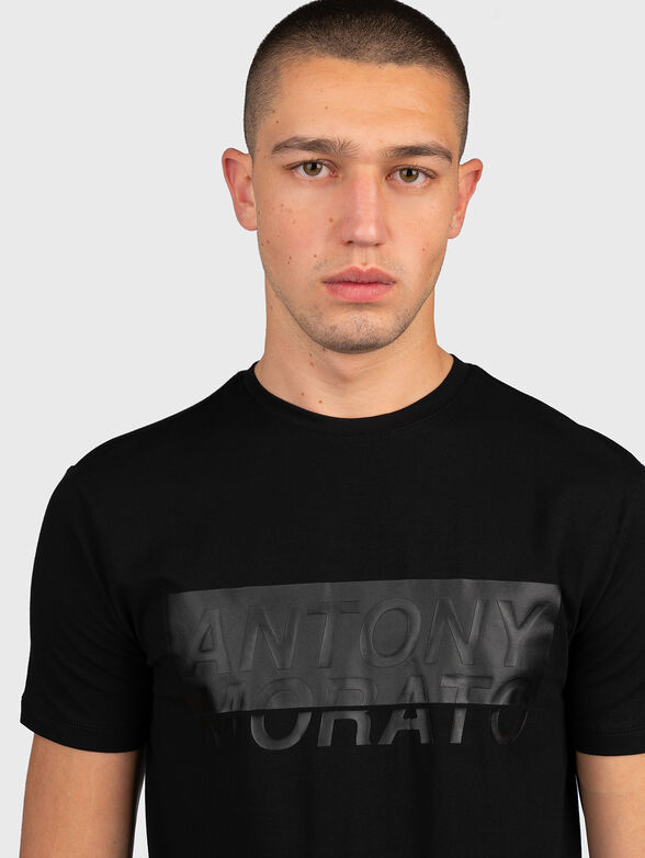 T-shirt with rubberized logo - 1