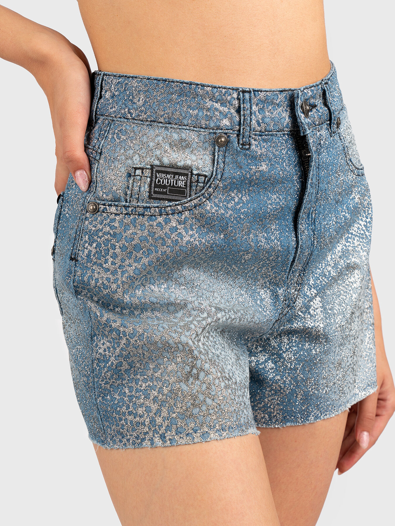 ショートパンツ VERSACE JEANS Woman Short Blue 76HAD514DS013 904 Versace Jeans Couture Outlet: Short woman - Blue | Versace