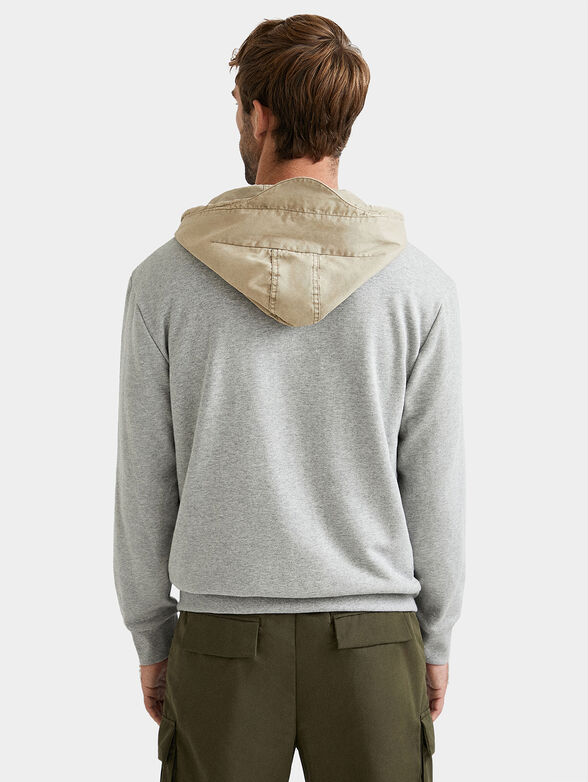 Sweatshirt with hood - 4
