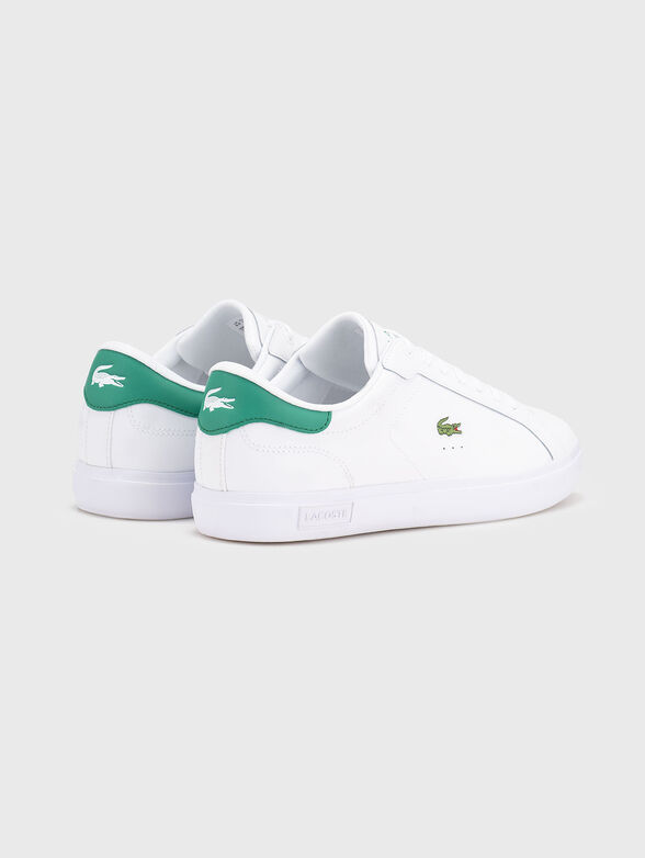 White sports shoes with logo detail - 3