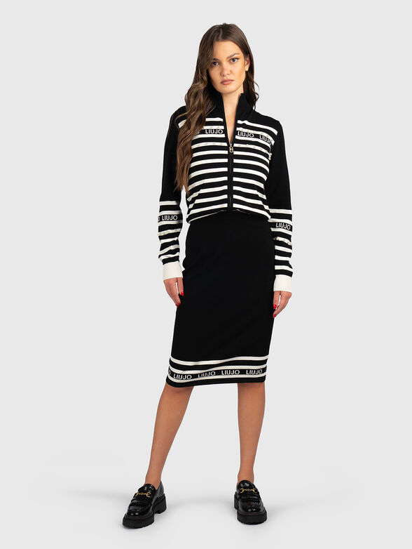 Midi skirt with logo accents - 4