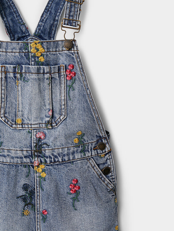 Denim jumpsuit with floral embroideries - 4