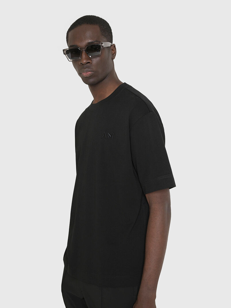 Round neck T-shirt - 3