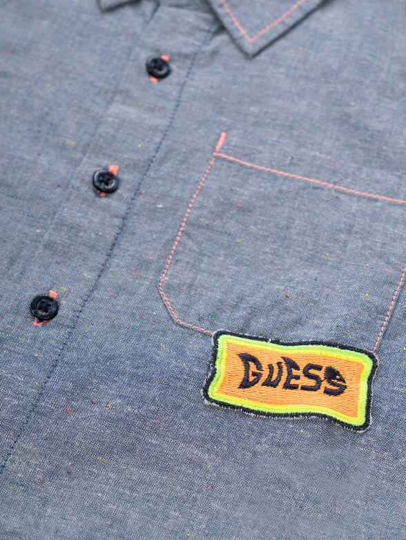 Shirt with contrasting elements - 2