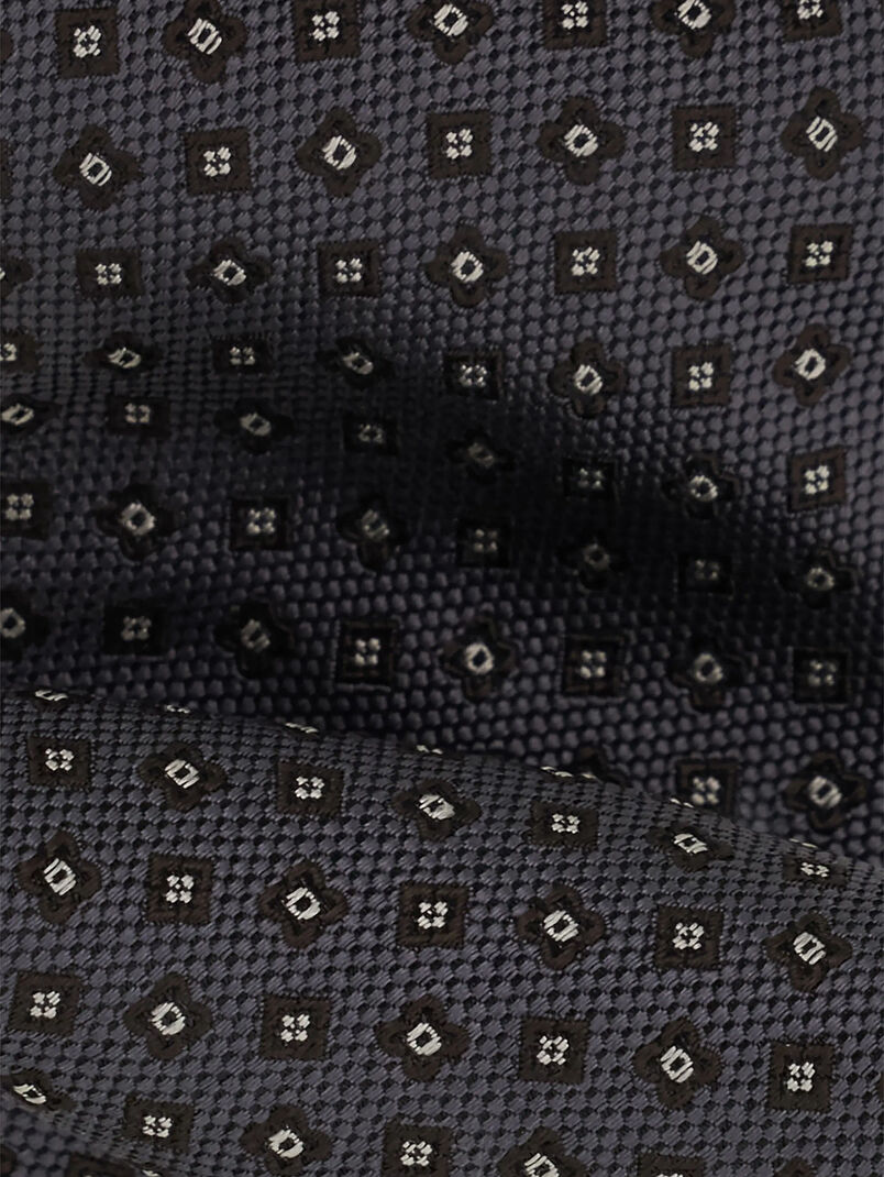 Silk tie with micro-patterns - 3
