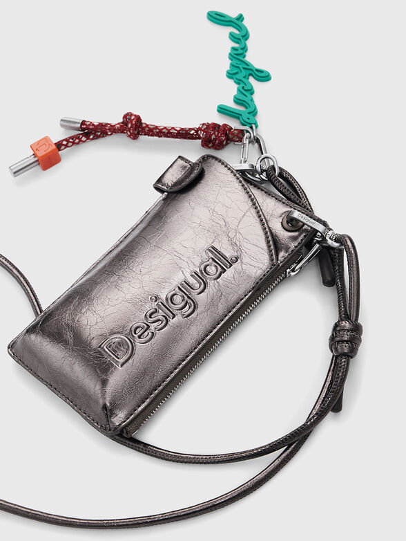 Phone case in silver color  - 5