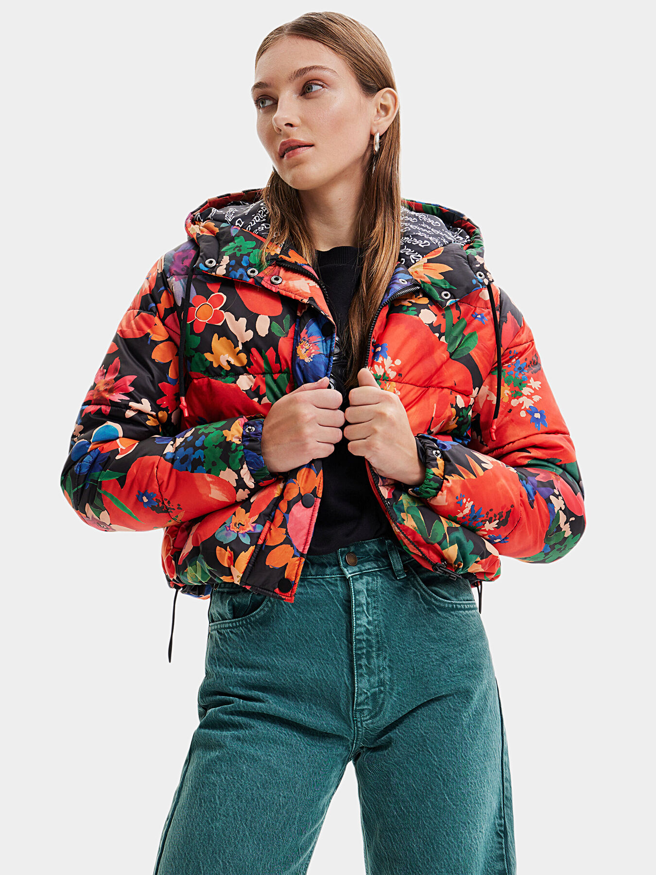 Cropped padded jacket with floral print brand DESIGUAL Globalbrandsstore en