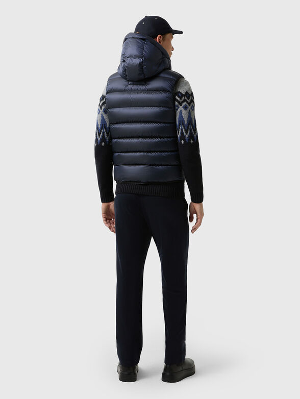 HOLGER vest with removable hood and logo - 3