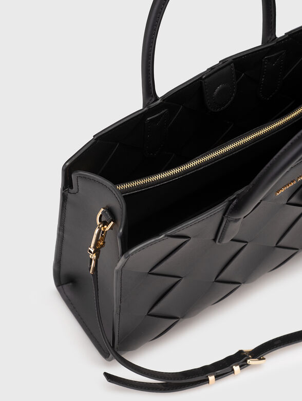 Leather bag with golden details - 6