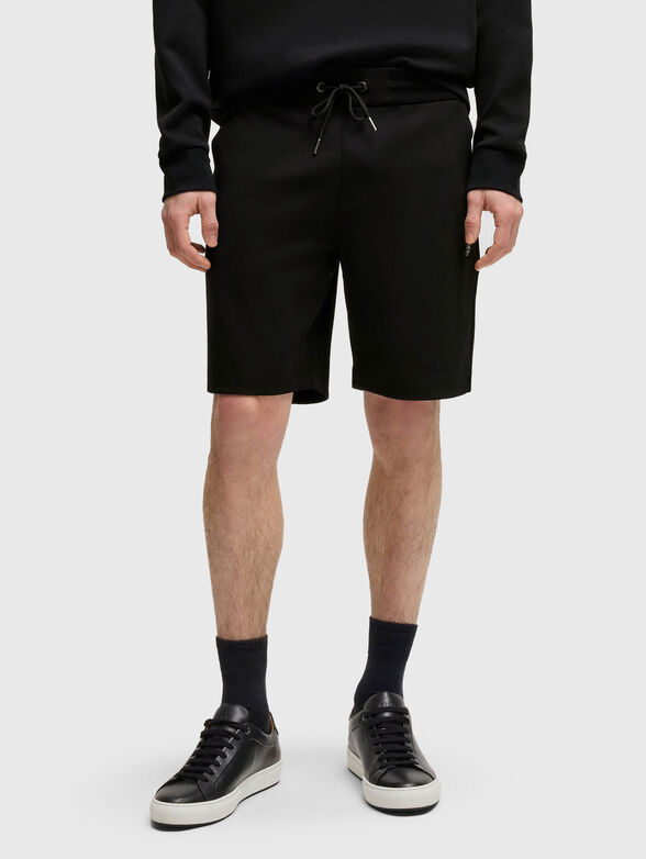 Sports shorts with logo - 1