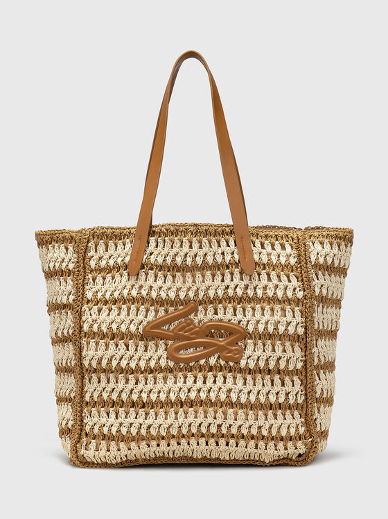 Woven bag with embossed logo - 1