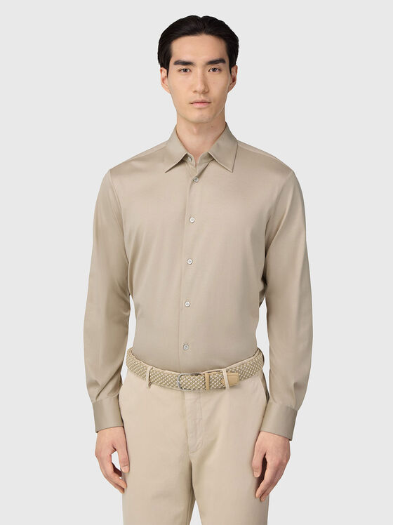 Риза от памучен бленд в бежов цвят - 1