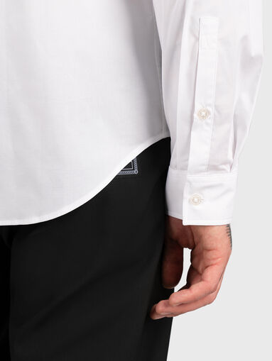 White shirt with maxi logo print - 5