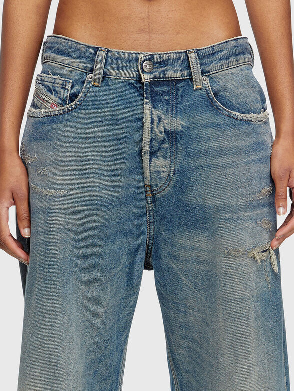 1996 D-SIRE L.28 jeans with a worn effect - 3