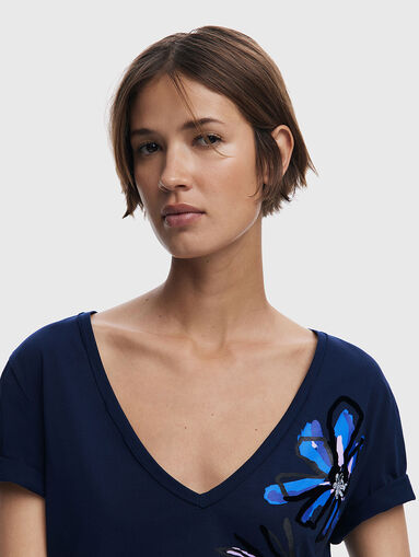 DUMAS T-shirt with V-neck - 5