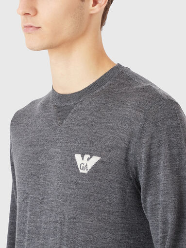 Wool sweater with oval neckline and logo embroidery - 4