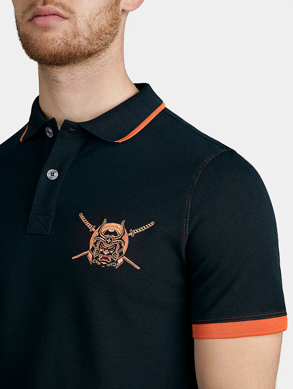 Dark blue polo-shirt with orange details - 5
