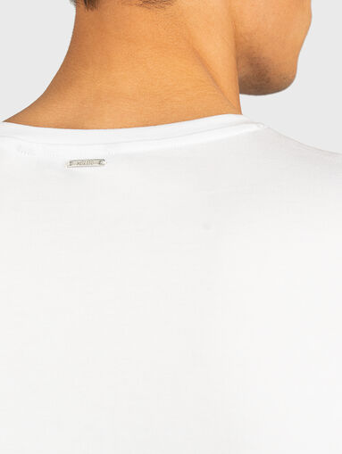 Cotton t-shirt with contrasting detail - 4