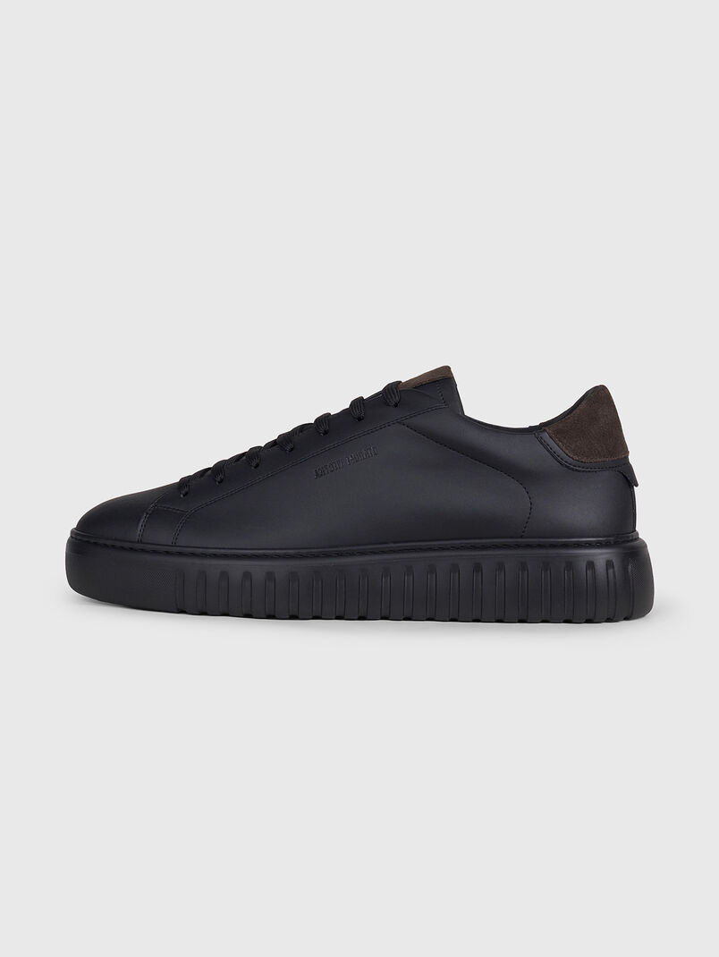 ARIES athletic shoes with an embossed logo - 3