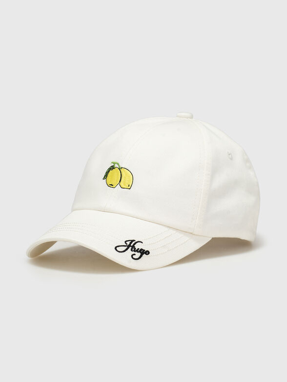 Cap with an embroidered logo - 1