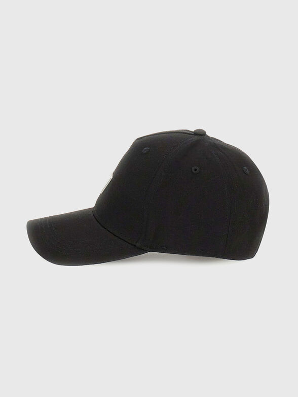 Baseball cap with triangular logo - 2