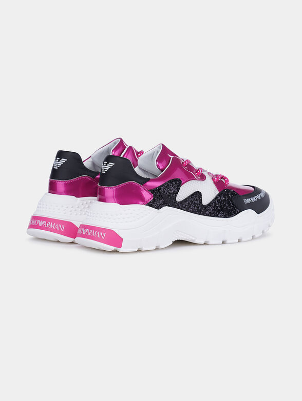 Sports shoes with shiny details - 2
