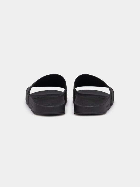 KONDO beach slippers with embossed logo - 4