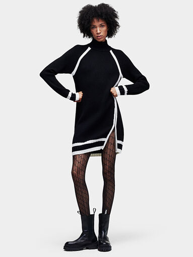 Knitted dress with turtleneck and zip - 5