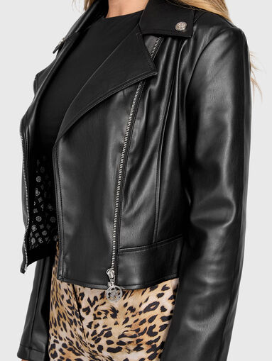 Short jacket with accent zipper - 5