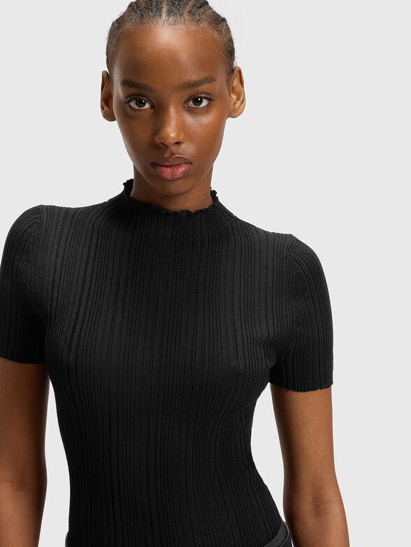 Short sleeve sweater - 4