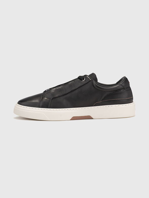 Sports shoes made of leather - 4