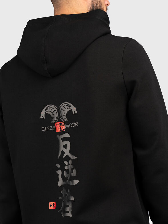 H018 black sweatshirt with print - 2