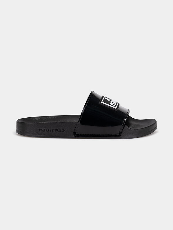 Slides in black with logo detail - 1