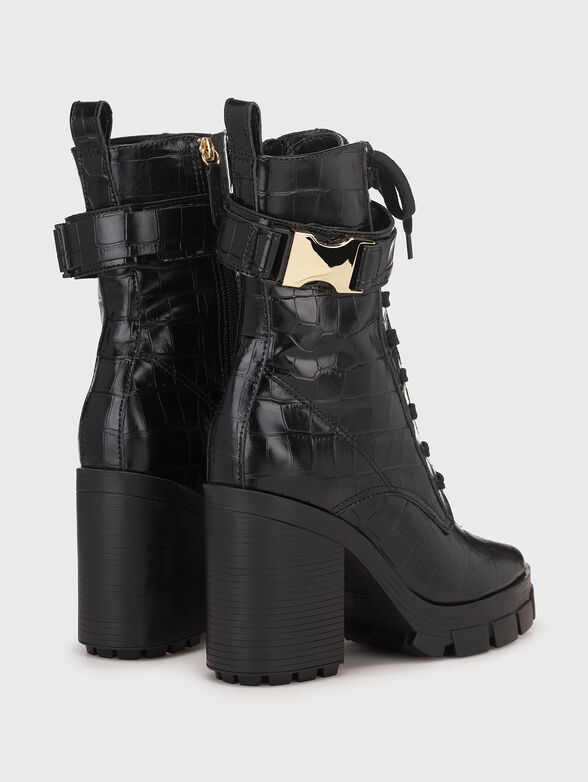 Croc-effect ankle boots  - 3