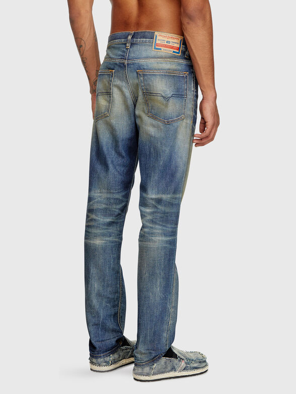 2023 D-FINITIVE L.32 jeans with washed effect - 2