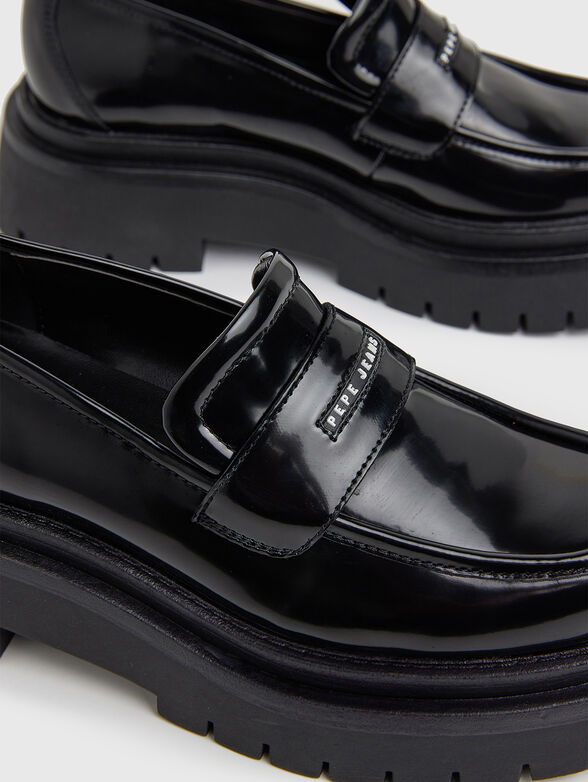 QUEEN OXFORD loafers in black - 6