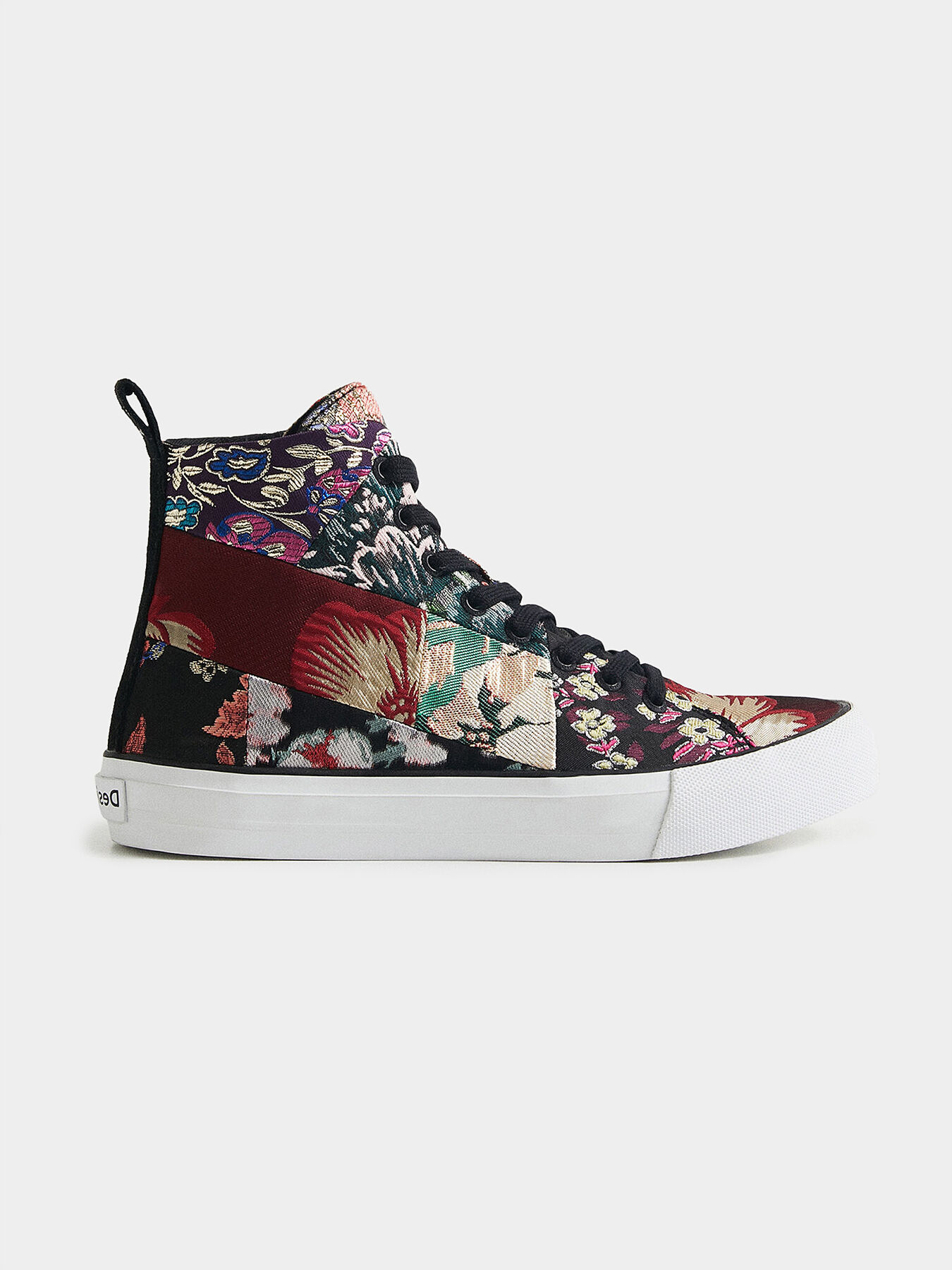 Sports shoes with floral print brand DESIGUAL Globalbrandsstore en
