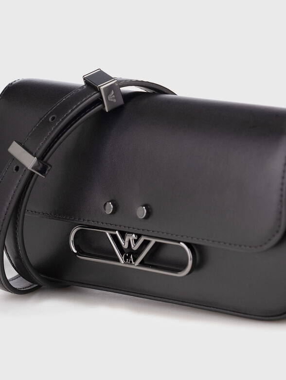 Phone case with long strap in leather - 5