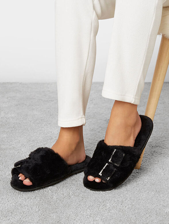 CHALET CHIC slippers with eco fur texture  - 1