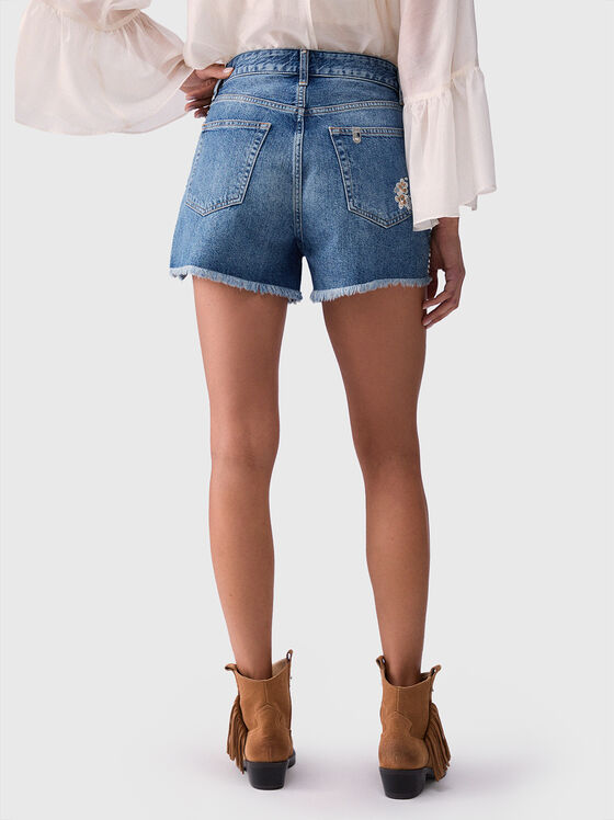Short denim shorts with embroidery and studs - 2