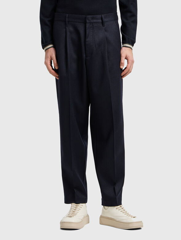 Wool trousers with pleats - 1